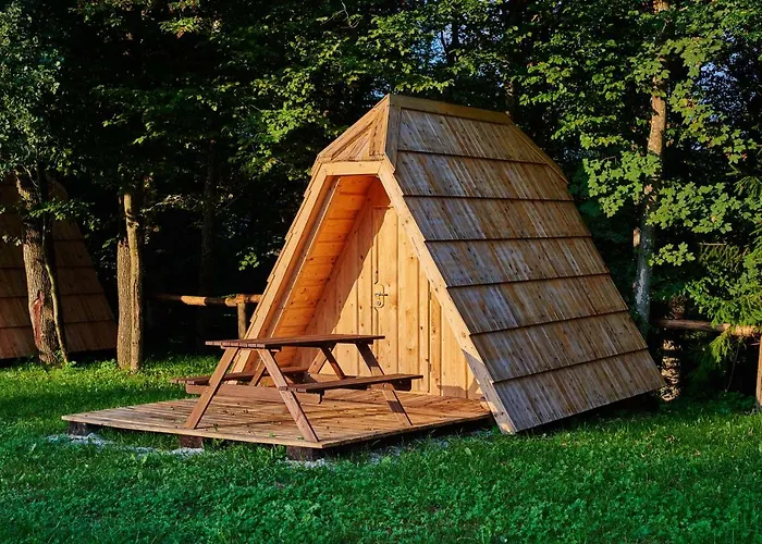 Glamping Village - Speleo Camp Logatec
